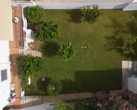 Casa Lisa A Due Passi Dal Mare Con Ampio Giardino Дом отдыха *