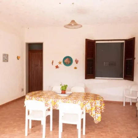 Casa Lisa A Due Passi Dal Mare Con Ampio Giardino Дом отдыха
